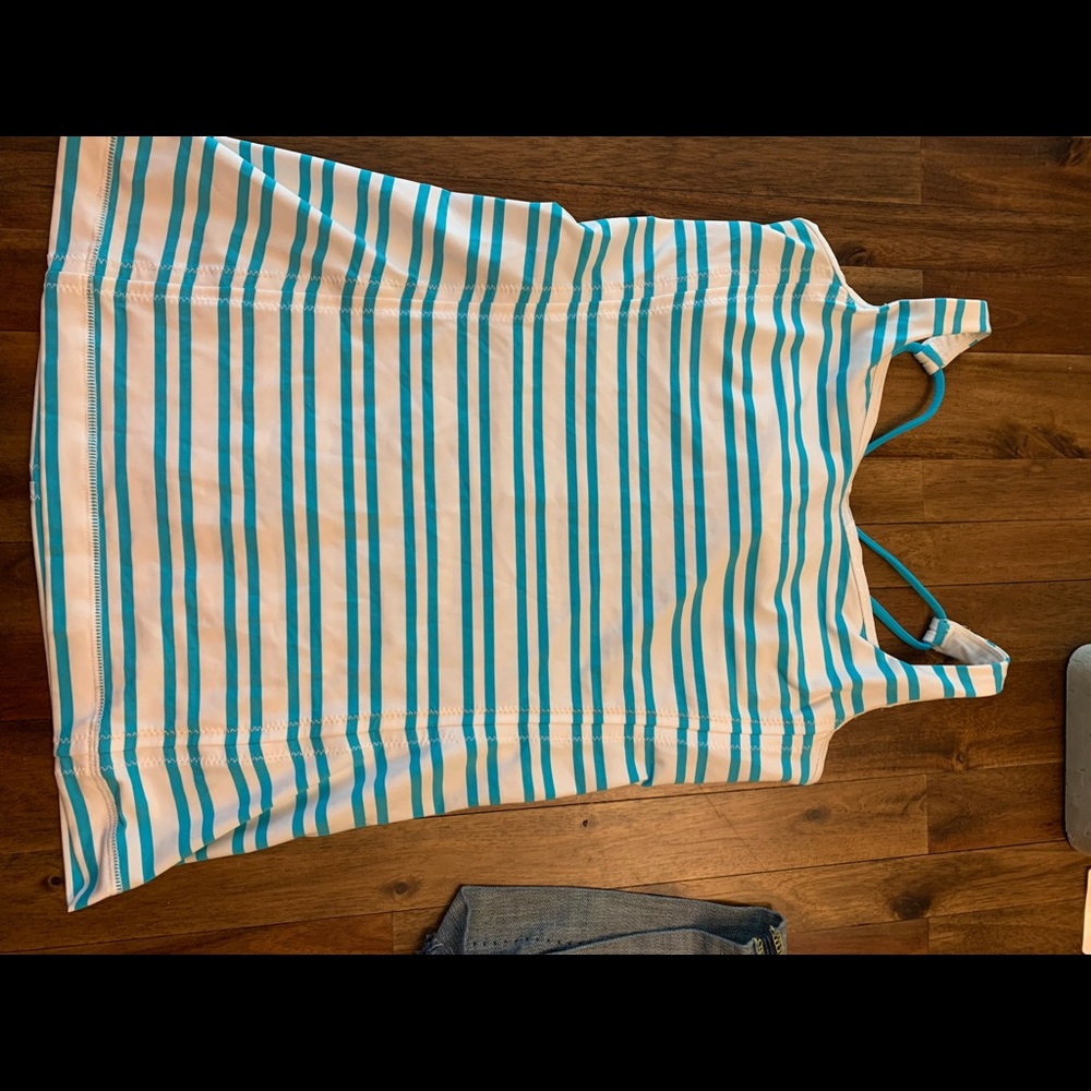 Lululemon tank striped luxtreme fabric